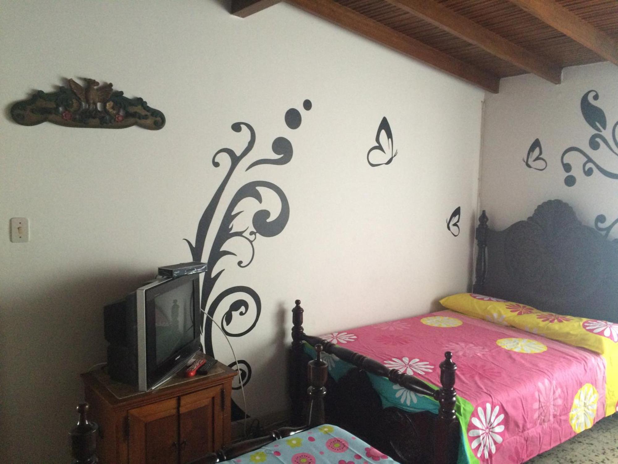 Hostal Monarca Medellín Buitenkant foto